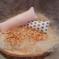 Stoffwurst lang raschelnd